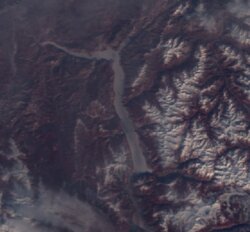Мониторинг ледовой обстановки на Телецком озере. 23 февраля озеро полностью замёрзло