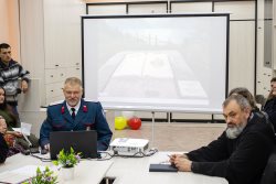 О памятнике М. В. Чевалкову и объектах религиозно-паломнического туризма, расположенных в Алтайском заповеднике, рассказали на круглом столе