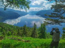 Нереальные краски неба и фантастические туманы. Фотозарисовка с берегов Телецкого озера