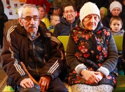 Старость меня дома не застанет или встречи в сельском клубе заповедной деревеньки